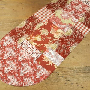 Oval Centerpiece Mat Table Topper Runner Cameo Toile, Red, Beige/Gold Yellow White Check