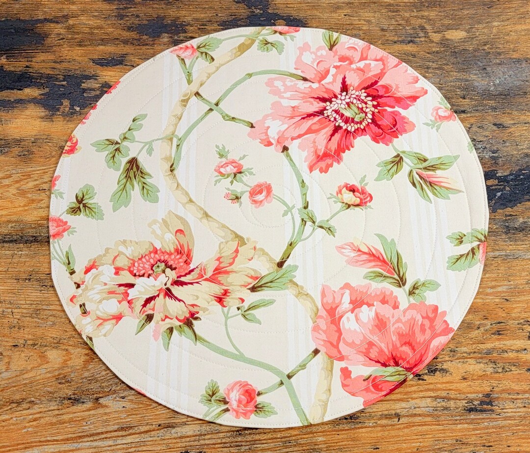 Round Reversible Quilted Placemats Round Floral Tulips Spring Summer