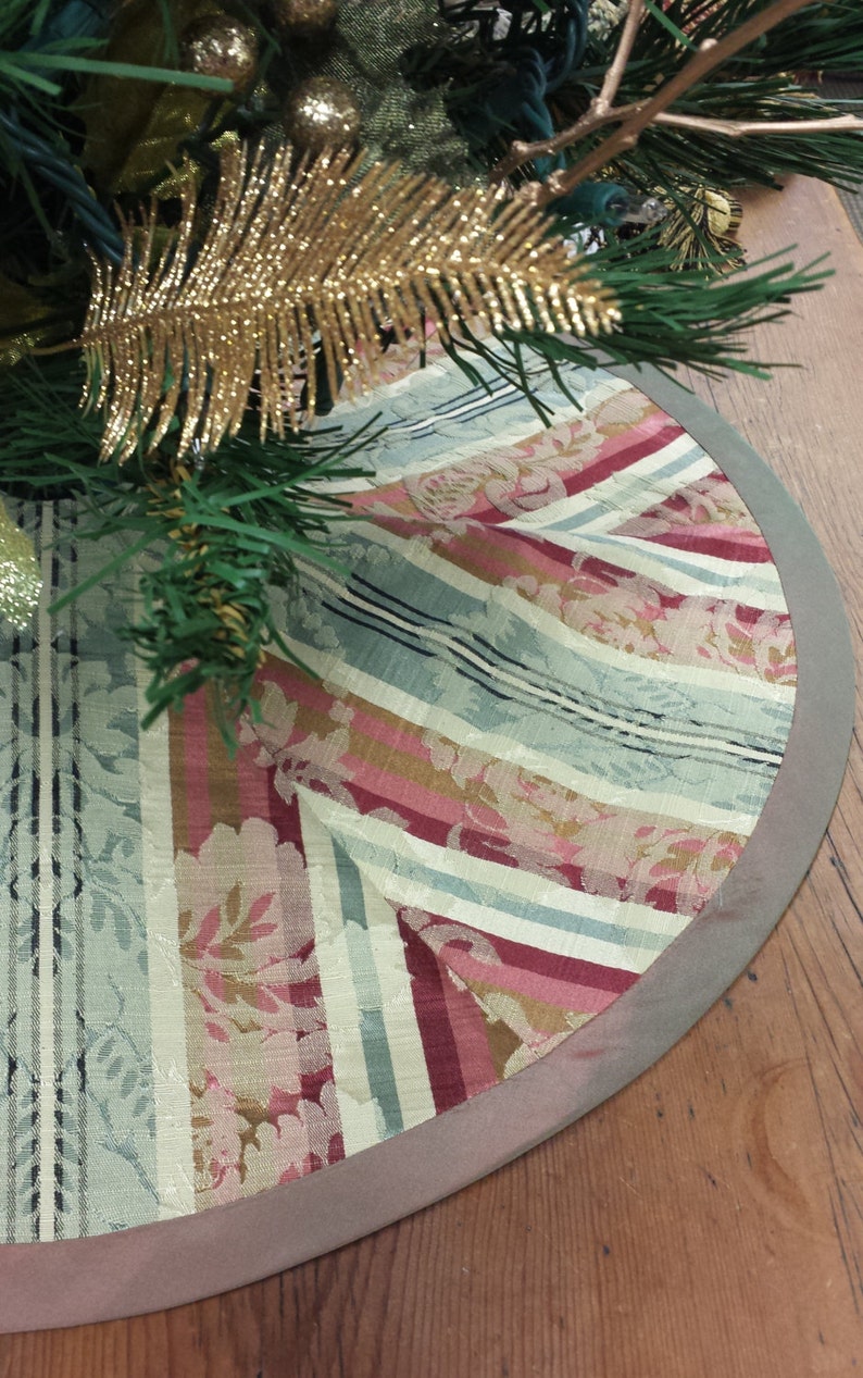 22 MiniTabletop Christmas Tree Skirt damask jacquard Etsy