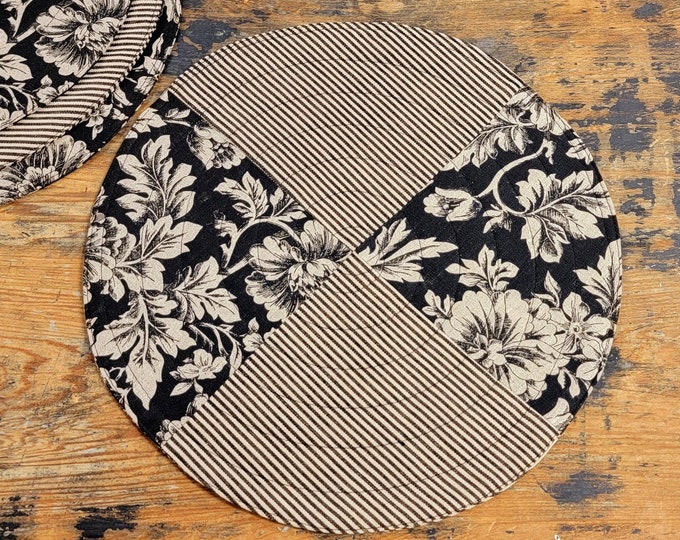 4 Round Quilted Placemats French Country 100 Natural Linen Etsy