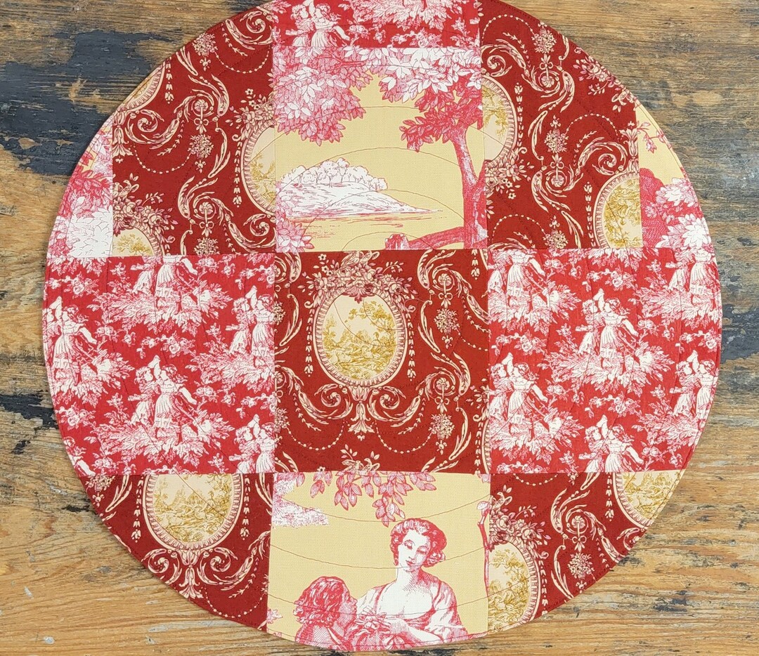 18 Round Quilted Centerpiece Mat Table Topper in Cameo Etsy