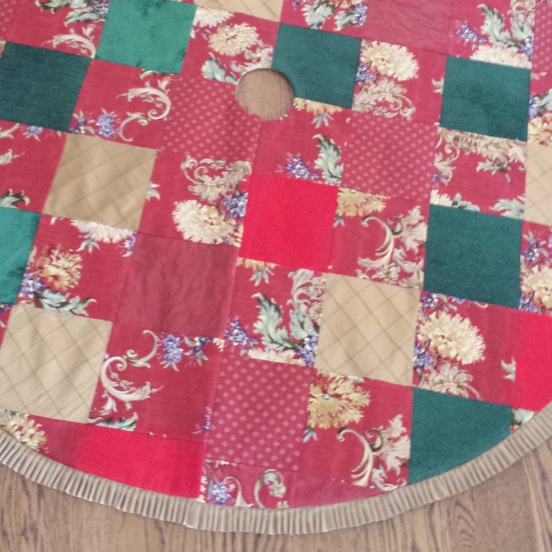 60 Christmas Tree Skirt Patchwork vibrant red green  Etsy