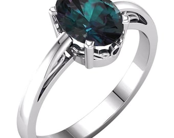 1 carat Alexandrite Engagement Ring, 14k white gold Alexandrite ring, Color changing Alexandrite engagement ring, promise ring, wedding ring