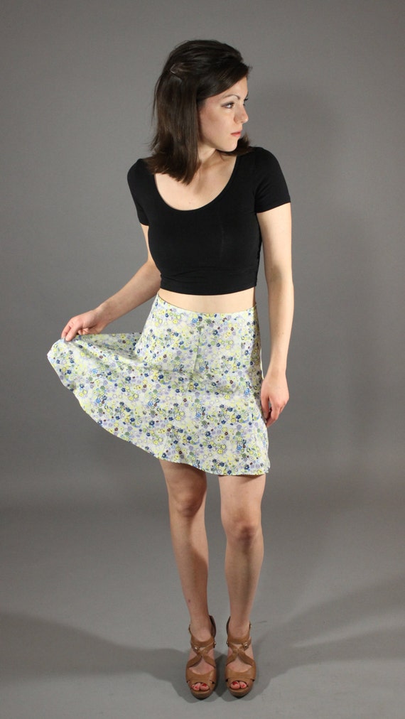 90s skater skirt