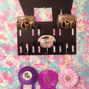 6 Belt Buckle Display Rack for Livestock, Rodeo, Buckles: Stock Show Awards, Dog Show
