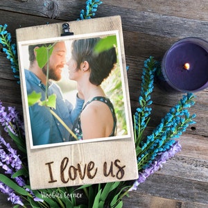 I love us picture frame, Couples photo frame, Valentines Day gift for boyfriend, Cute boyfriend gift, Love quote wood frame, 5x7 Wood burned