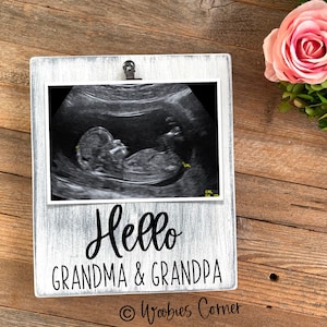 Hi Grandma and Grandpa Photo Frame, Family Pregnancy Announcement, Baby Announcement Reveal Idea Grandparents, Personalized Picture Frame