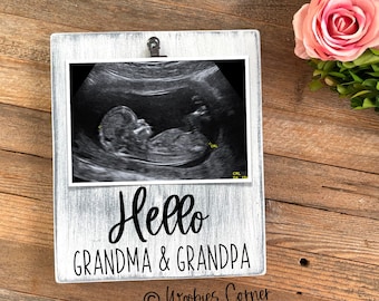 Hi Grandma and Grandpa Photo Frame, Family Pregnancy Announcement, Baby Announcement Reveal Idea Grandparents, Personalized Picture Frame