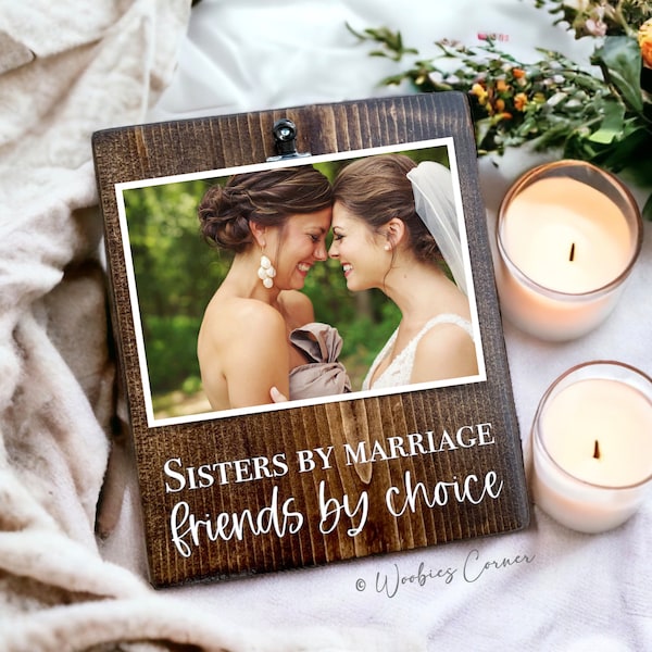 Sister Wedding Gifts - 60+ Gift Ideas for 2024