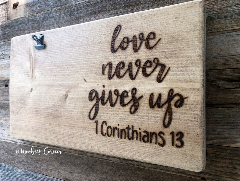 Love Never Gives up Frame Love Quote Frame Rustic Picture Etsy