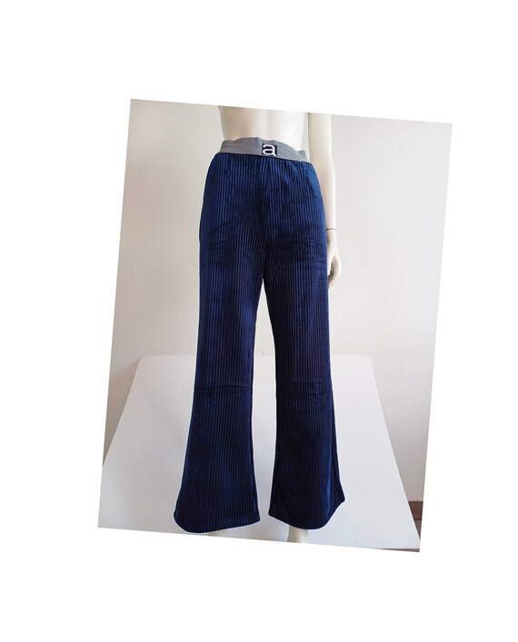 Fluffy sweatpants on the inside sale