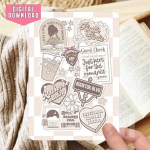 Może przedstawiać: Zestaw 10 naklejek cyfrowych z ilustracjami książek, kawy i serc z tekstami takimi jak "Just a girl who loves books", "Kindle Girlie", "Rather be reading" i "Emotional Support Kindle".