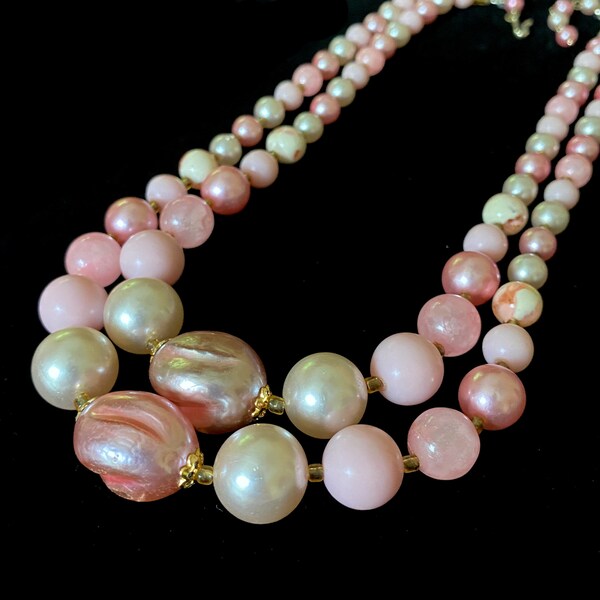 Chunky Vintage Pink Pearl & Lucite Double Strand Beaded Vintage Necklace Hook Signed Signed Japan