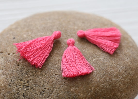 Items similar to Mini Tassels, 5 Pieces Tiny Pink Tassels - Cotton ...