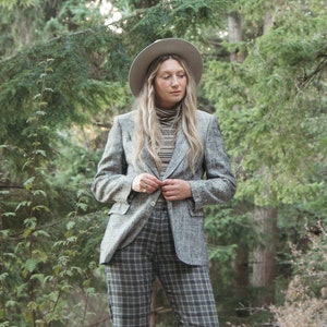 Vintage 80&#39;s 90&#39;s English Manor Gray Silk Tweed Sport Coat Blazer Suit Jacket Women&#39;s Medium