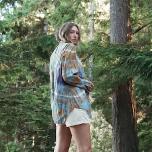 1970s Tie dye Shirt | Boho Hippie Tailored Blouse