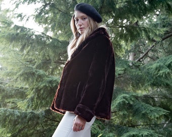 Vintage 1940s Mouton (lamb) Fur Coat, Lined, Size S/M, Hidden