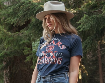 1985 Chicago Bears Super Bowl Champions Vintage T Shirt, Womens Small NFL Football Shirt