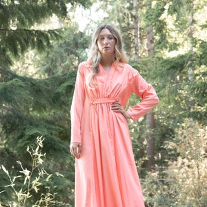 70s Vintage Peach Evening Dress Kimono Femme Ball Gown Beach Fairy Wedding Dress Long Sleeve Dressing Gown oversized Lounge dress image 2