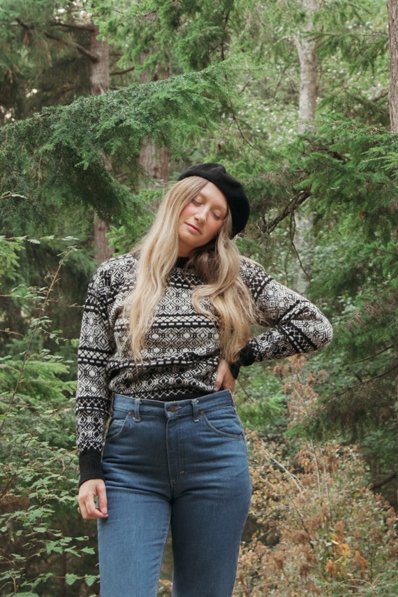 Vintage  Fair Isle Sweater | Demetre Black and White Wool Wool Pullover Jumper