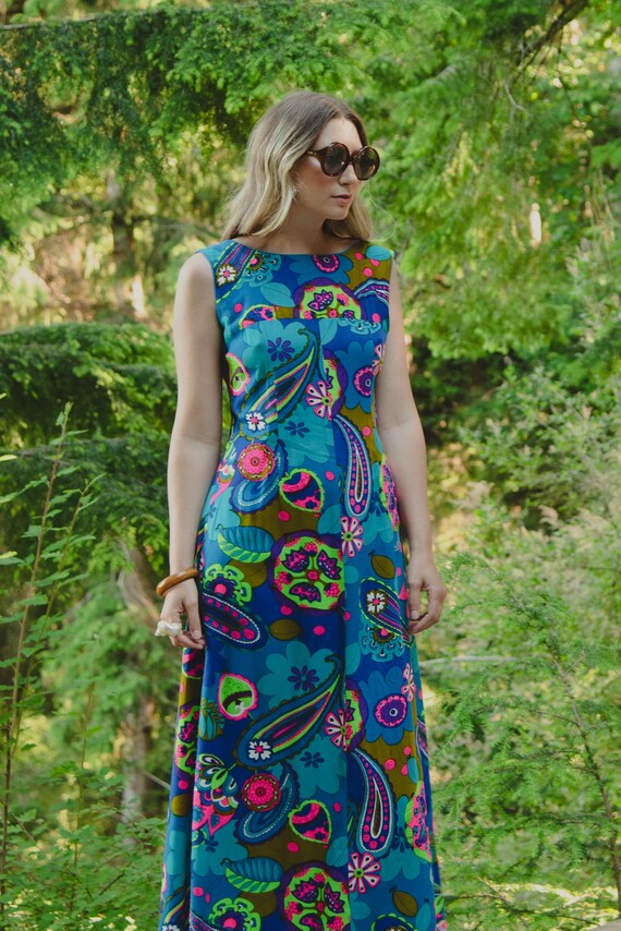 RESERVED 60s Psychedelic Day Glow Hawaiian Maxi D… - image 6