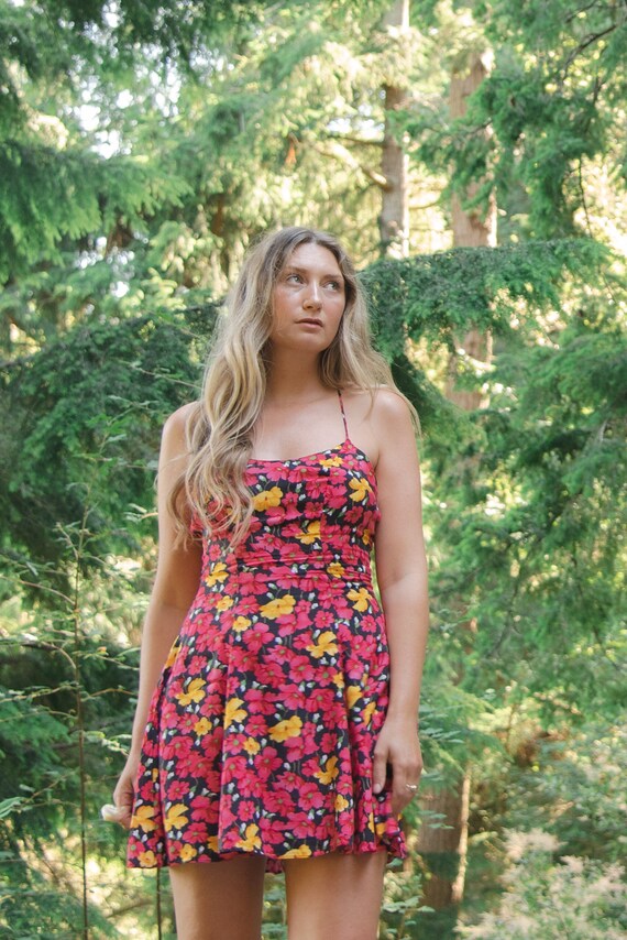 Buy RESERVED 90s Open Back Floral Mini Dress, Vintage Paris Blues Summer  Dress With Corset Back, Size Small Online in India - Etsy