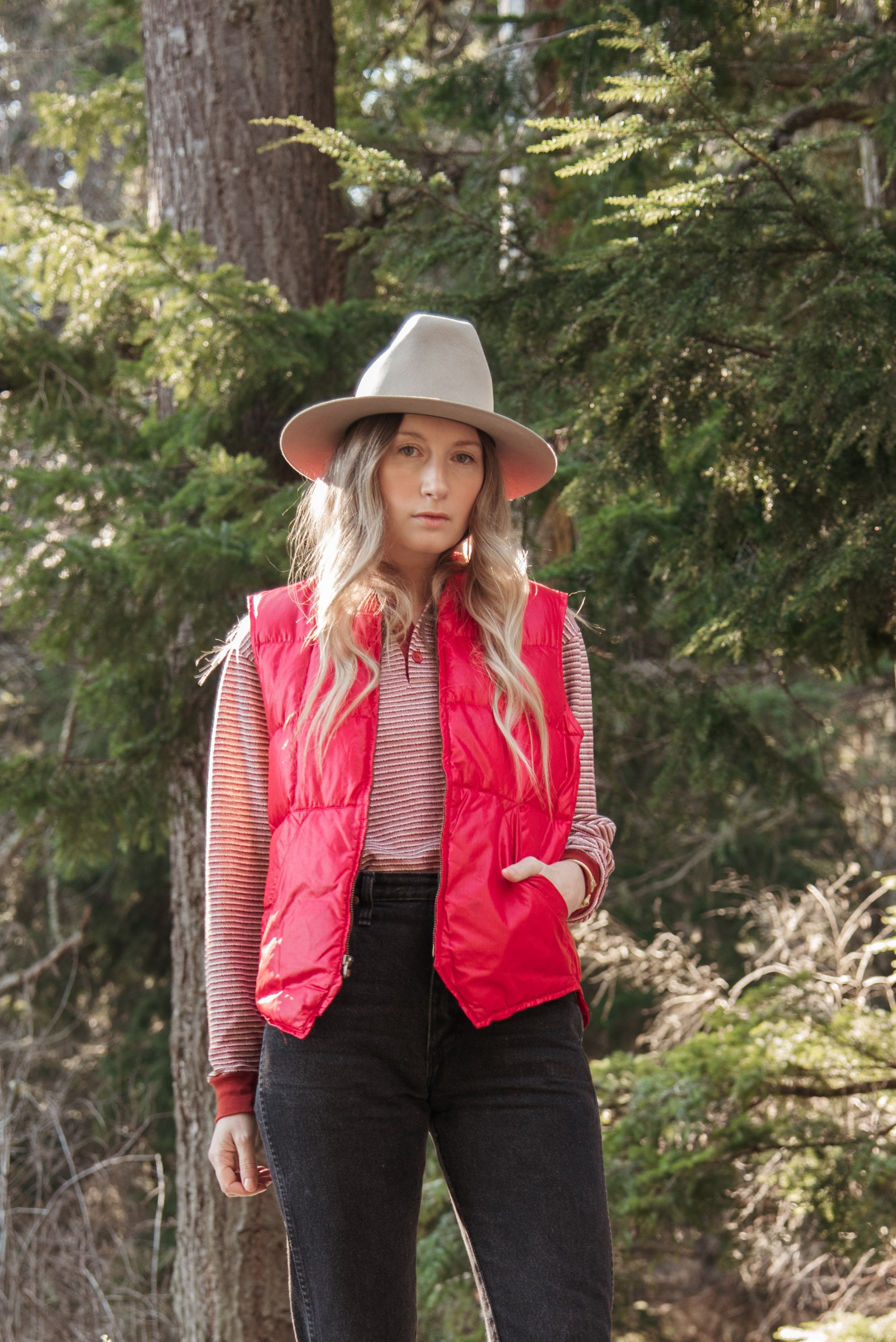 70's 80's ペイズリー　総柄　ダウン　ベスト　レッド　希少　y2k 70's 80s Eddie Bauer Down Vest - Medium | Bauer Down Puffy