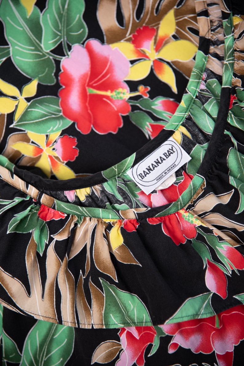 70s 80s Banana Bay Hawaiian Dress Hibiscus, Plumeria Fern Vintage Floral Cotton Caftan image 10