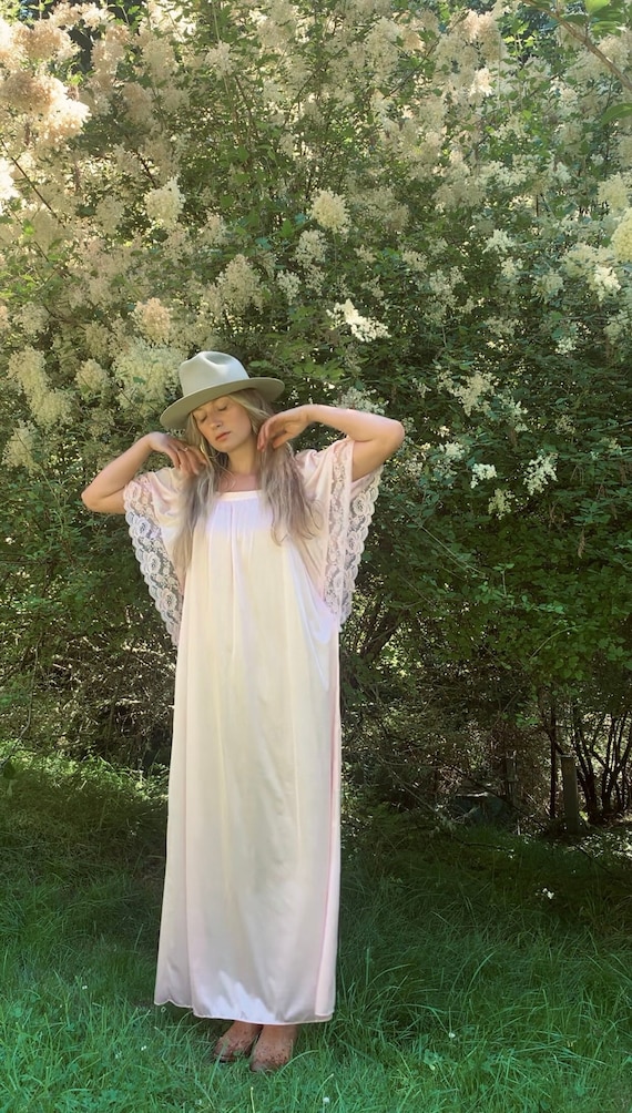2000s Pale Pink Flutter Dress (XS/S) main image 1