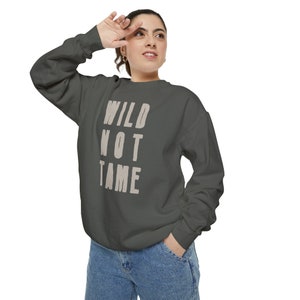 Narnia Sweatshirt - Aslan long sleeve shirt - Chronicles of Narnia - Lion Witch Wardrobe - CS Lewis fan - book lover - reading shirt
