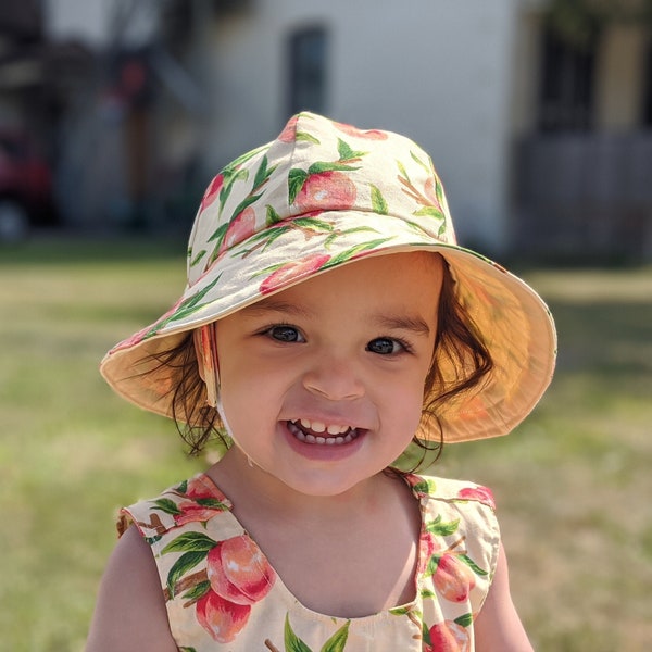 Patron de couture Sunshine Coast Hat, chapeau de soleil pour bébés enfants et adultes