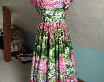 1950's Reproduction floral border print dress