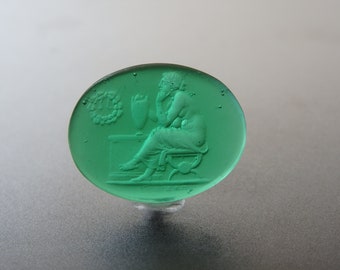 AGRIPPINA the ELDER & URN emerald green Venetian glass Intaglio, oval ~ 19mmx15mm ~ loose unset Tagliamonte intaglios