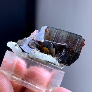 Brookit-Kristall, rotes Brookit-Muster, seltenes Brookit-Mineral, roher Brookit, Brookit aus Belutschistan Pakistan 18.21 Karat