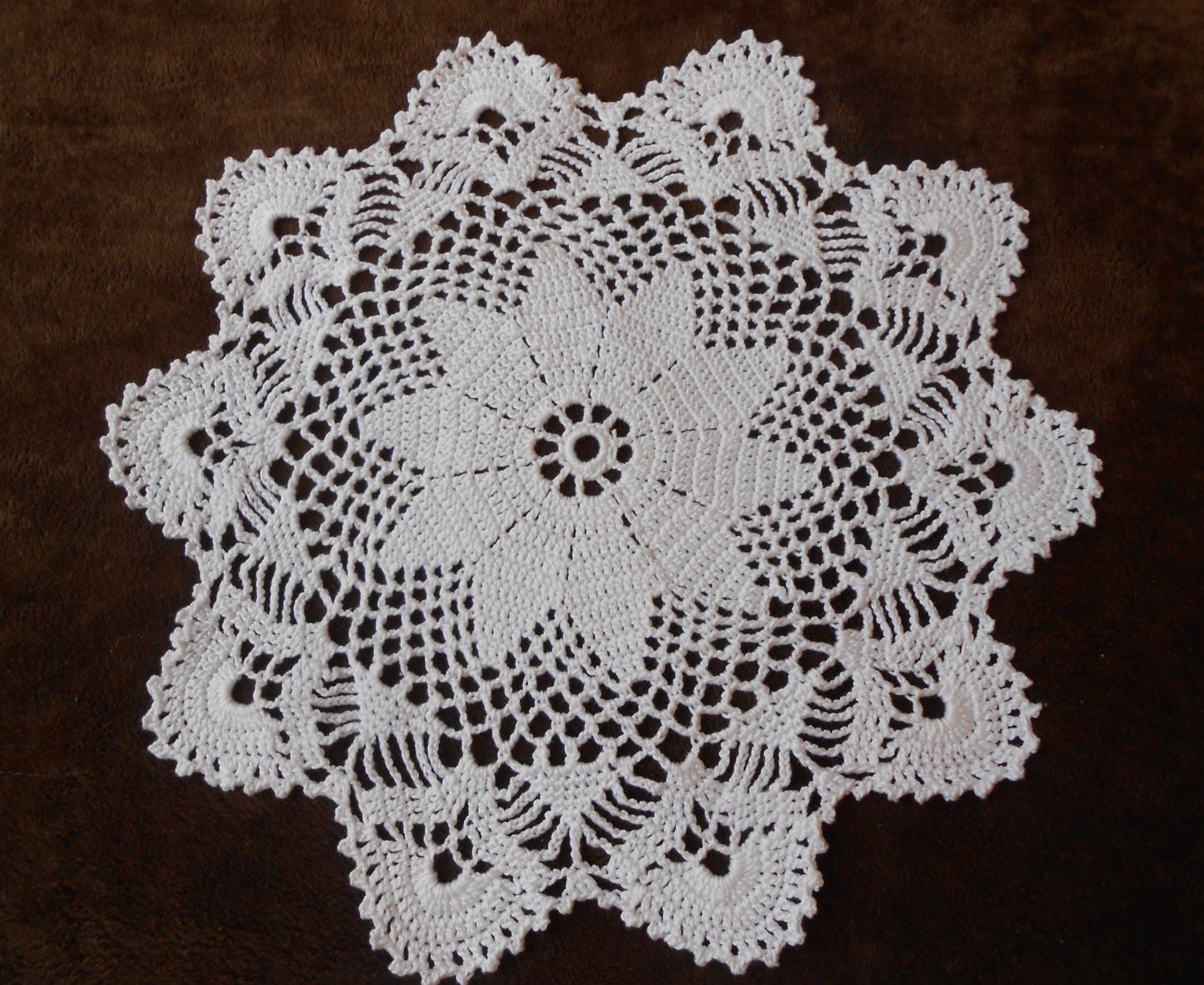 White doily tablecloth in windmill design | Etsy