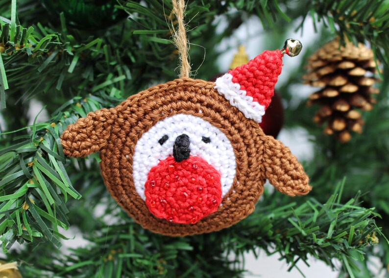Mini Crochet Bauble Kit Robin Tree Decoration, DIY Crochet Kit, Yarn & Crochet Pattern, Christmas Crochet, Crochet Stocking Filler, Robin image 3