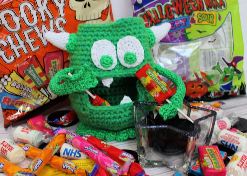 CROCHET PDF PATTERN: Sweet Treat Eaters Crochet monster pattern, amigurumi monster, fun crochet, crochet container, crochet halloween image 4