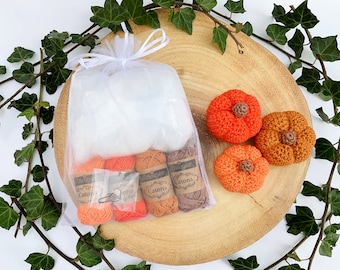 CROCHET KIT | Tiny Pumpkin Set, DIY Crochet Kit, Yarn & Crochet Pattern, Crochet Pumpkin, Amigurumi Pumpkin, Gift for Crocheters