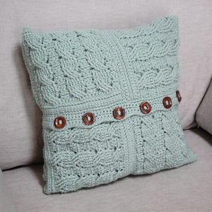 CROCHET PDF PATTERN: Patchwork Braid Pillow | Crochet cushion pattern, chunky crochet cushion, crochet pillow, crochet cables, cabled pillow