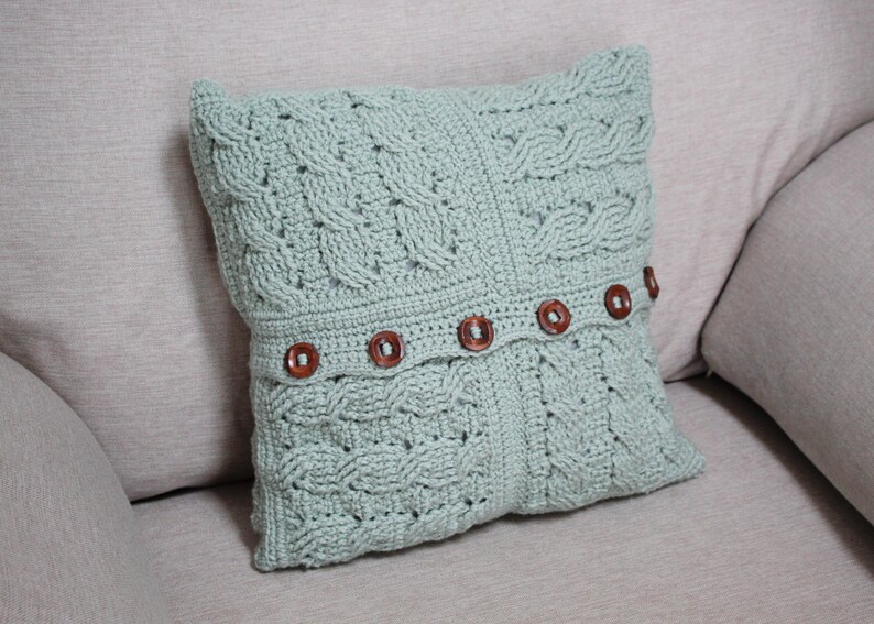 CROCHET PDF PATTERN: Patchwork Braid Pillow | Crochet cushion pattern, chunky crochet cushion, crochet pillow, crochet cables, cabled pillow