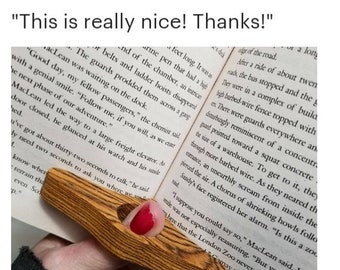 Book Lovers Gifts QUACOWW 2 pcs Book Page Holder Book Thumb Reading Natural Beech Thumb One-Handed Reader for Readers Diameter S 22mm, L 25mm Bookworm Gifts Literary Gifts Book Accessories