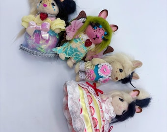 Set of 4 Cry baby calico critters