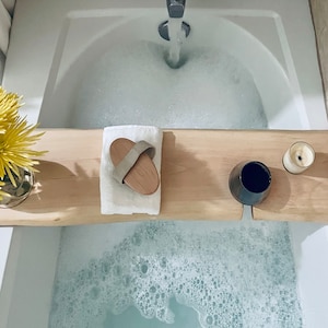 Live Edge Bath Caddy for Her - Wooden Bathtub Tray, Rustic Bath Tray with Wine Glass Holder, Spa Gift for Her, Live Edge Bath Caddy