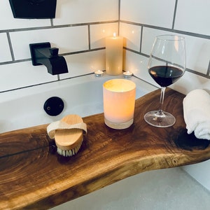 Live Edge Bath Caddy Gift for Her, Rustic Walnut Bathtub Tray for Wine Glass, Handcrafted Gift for Him