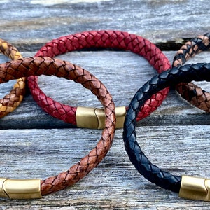 Bracelet en cuir pour homme, 10 mm x 5 mm, bracelet plat en cuir tressé avec fermoir doré brossé, cadeau bracelet pour moins de 20 ans CS-127A or