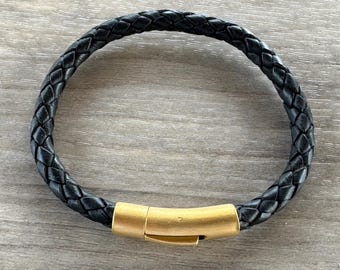 Mens Leather Bracelet With Locking Bayonet Clasp, Mens Bracelet, Braided Bolo Leather Bracelet, Gifts under 20 CS-13a