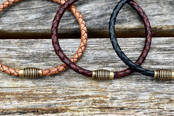 Mens leather braided best sale bracelet with magnetic clasp