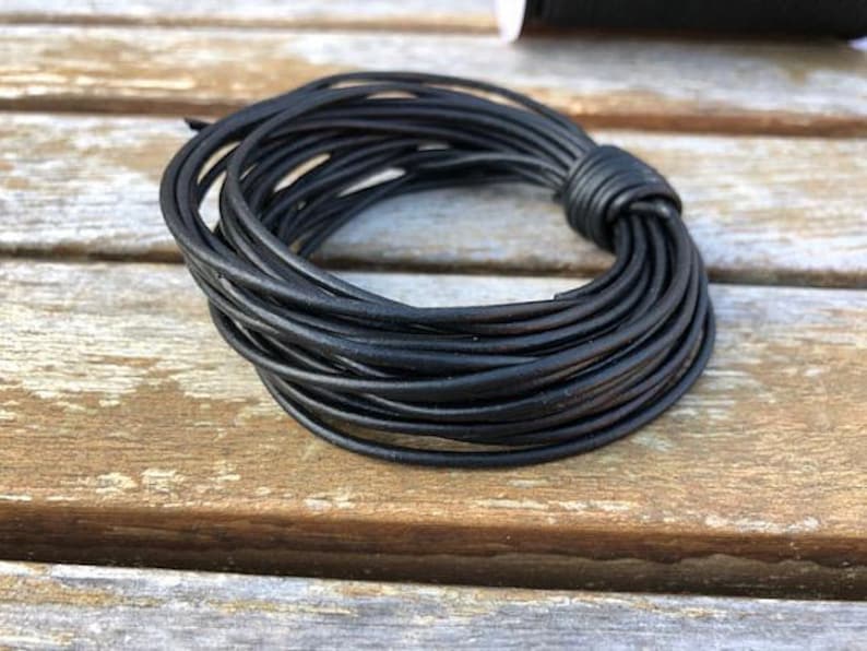#1 Natural Black LCR1.5 1.5mm Natural Matt Black Round Leather Cord 1 Yard to 25 Yards Made In India