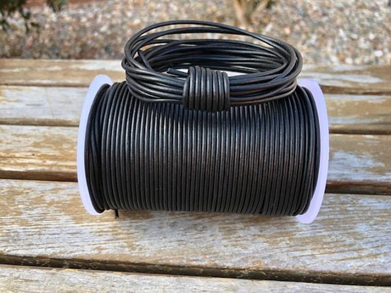 #1 Natural Black LCR1.5 1.5mm Natural Matt Black Round Leather Cord 1 Yard to 25 Yards Made In India