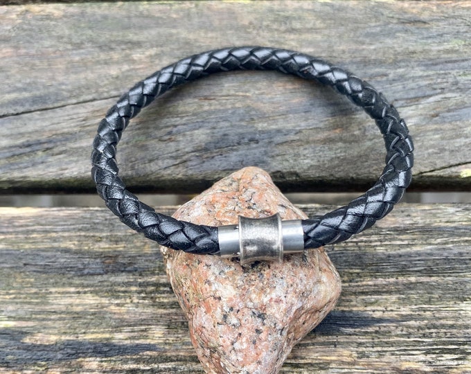 Mens Leather Bracelet With Antique Silver Magnetic Clasp, Mens Bracelet, Braided Bolo Leather, Gifts under 20 CS-152